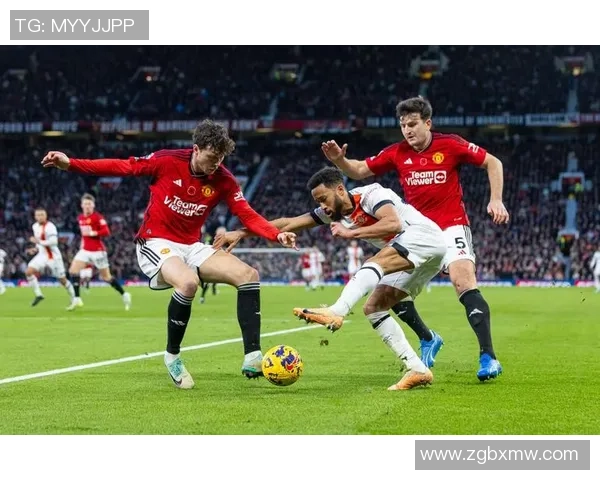 各大足球明星精彩进球瞬间回顾与图片分享